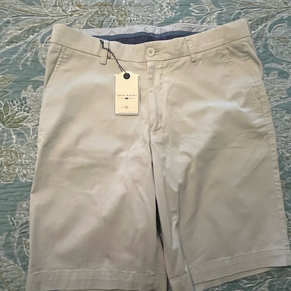 Men's Tan Shorts size 34